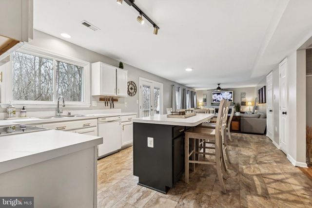 14 WILLOW GLEN CT, Stafford, VA 22554