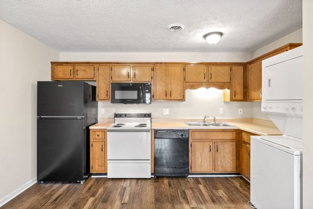 3243 Tower Dr Apt E, Clarksville, TN 37042