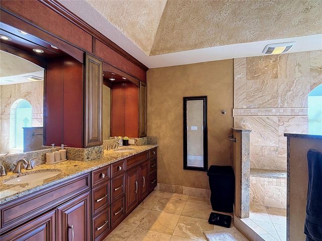 2803 ASTON AVENUE, Plant City, FL 33566