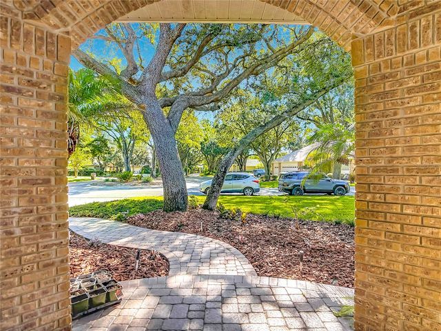 2803 ASTON AVENUE, Plant City, FL 33566