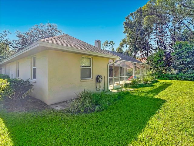 2803 ASTON AVENUE, Plant City, FL 33566