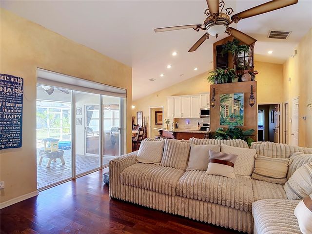 2803 ASTON AVENUE, Plant City, FL 33566