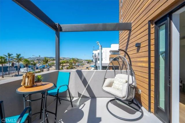 402 W Grand Avenue 313, Grover Beach, CA 93433