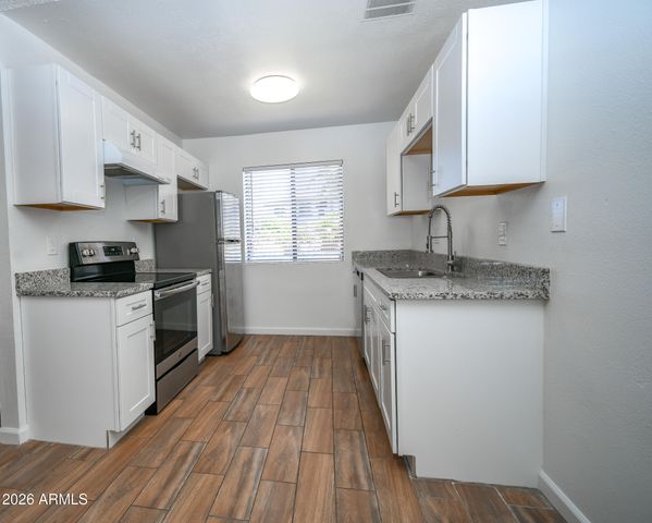 3511 E BASELINE Road 1245, Phoenix, AZ 85042