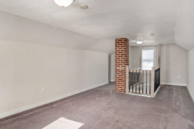 521 N Warren Avenue, Springfield, MO 65802