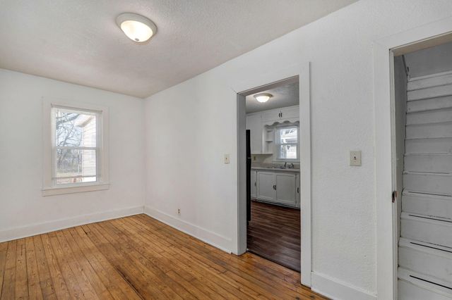 521 N Warren Avenue, Springfield, MO 65802