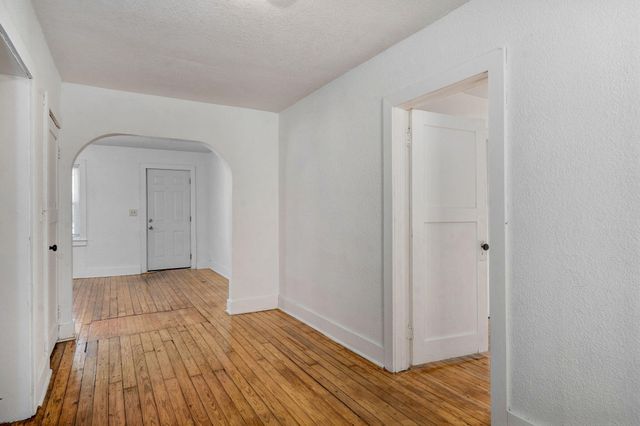 521 N Warren Avenue, Springfield, MO 65802