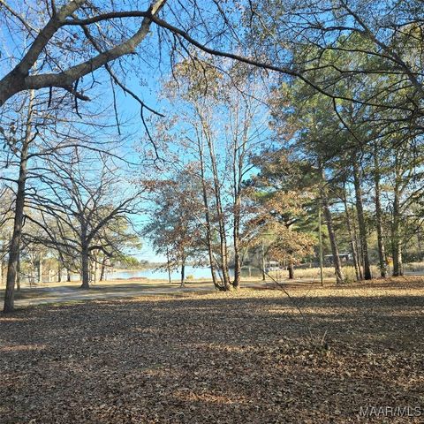 1480 Atkin Hill Road, Wetumpka, AL 36092