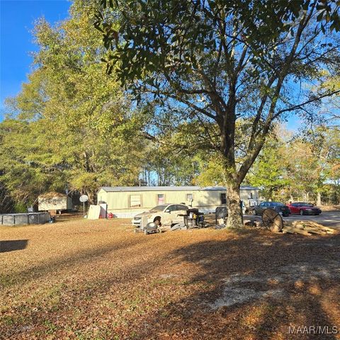 1480 Atkin Hill Road, Wetumpka, AL 36092