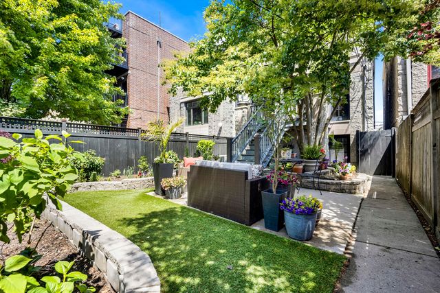 828 S Bell Avenue, Chicago, IL 60612