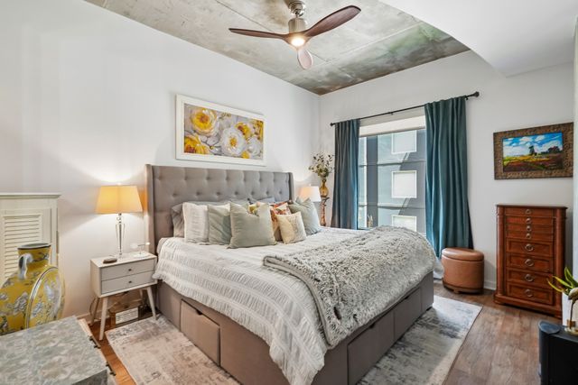600 12th Ave S Apt 513, Nashville, TN 37203