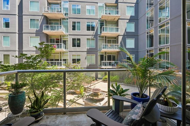 600 12th Ave S Apt 513, Nashville, TN 37203
