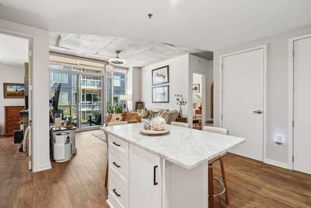 600 12th Ave S Apt 513, Nashville, TN 37203