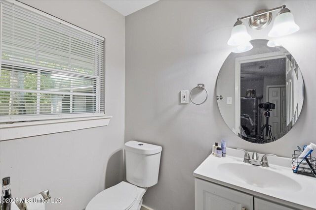 507 Heatherwood Drive, Jackson, MS 39212
