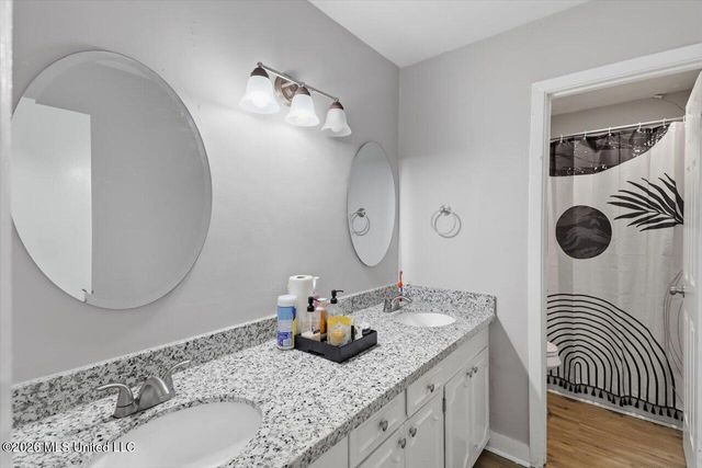 507 Heatherwood Drive, Jackson, MS 39212