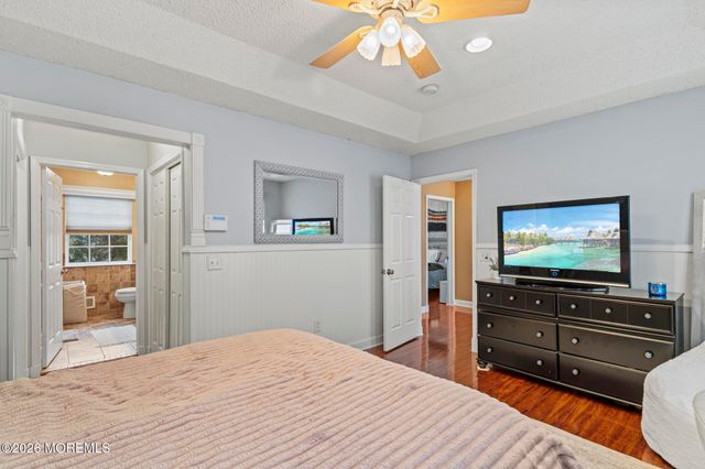 647 Hugo Drive, Toms River, NJ 08753