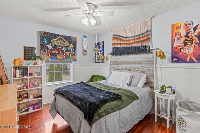 647 Hugo Drive, Toms River, NJ 08753