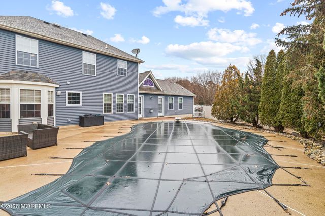 647 Hugo Drive, Toms River, NJ 08753