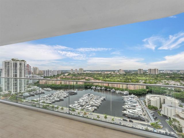 19707 Turnberry Way 22D, Aventura, FL 33180