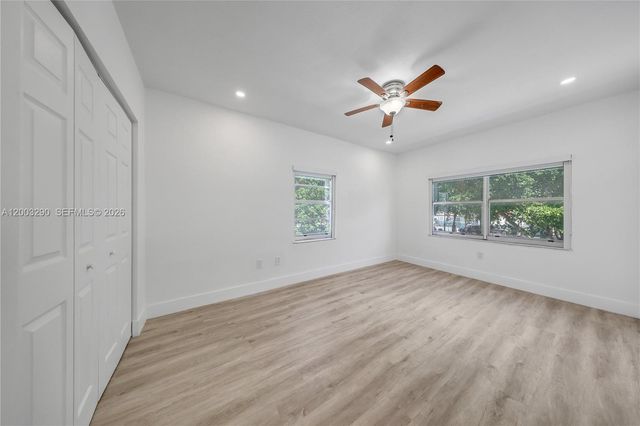 2464 SW 22nd St 5, Miami, FL 33145