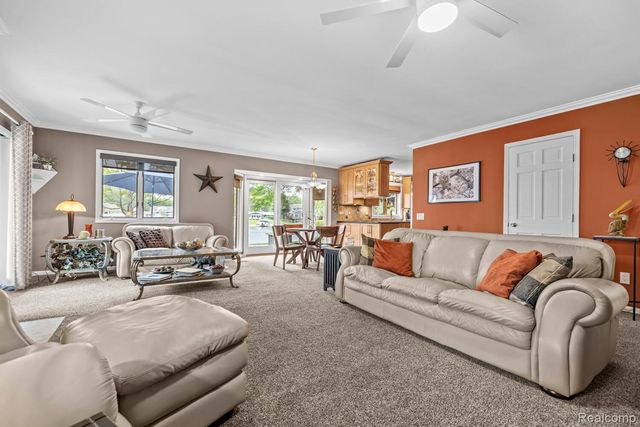 4178 Chevron Drive, Highland Charter Township, MI 48356