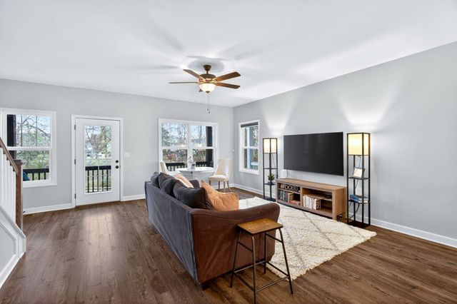 602 Parkvue Place Dr, Nashville, TN 37221