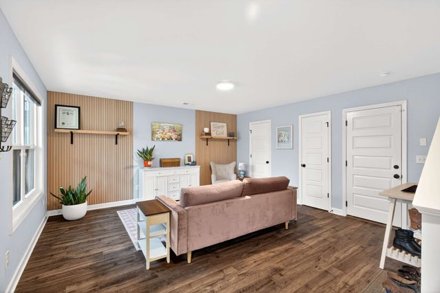 602 Parkvue Place Dr, Nashville, TN 37221