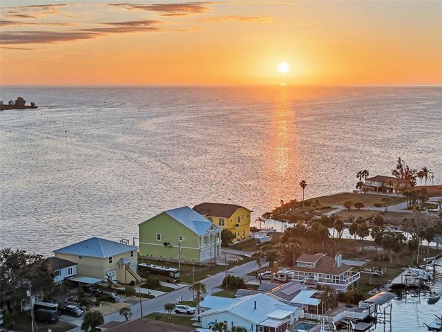 6522 SEAVIEW BOULEVARD, Hudson, FL 34667