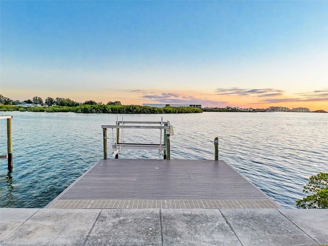 6522 SEAVIEW BOULEVARD, Hudson, FL 34667