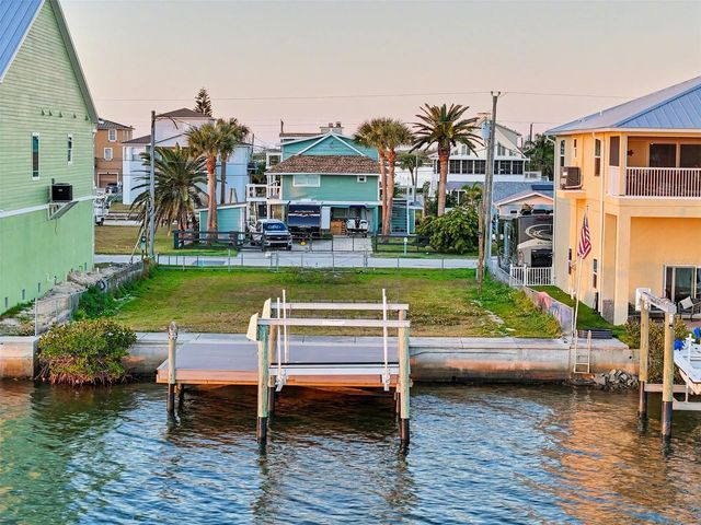 6522 SEAVIEW BOULEVARD, Hudson, FL 34667