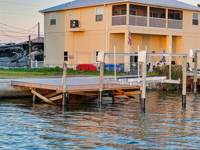 6522 SEAVIEW BOULEVARD, Hudson, FL 34667