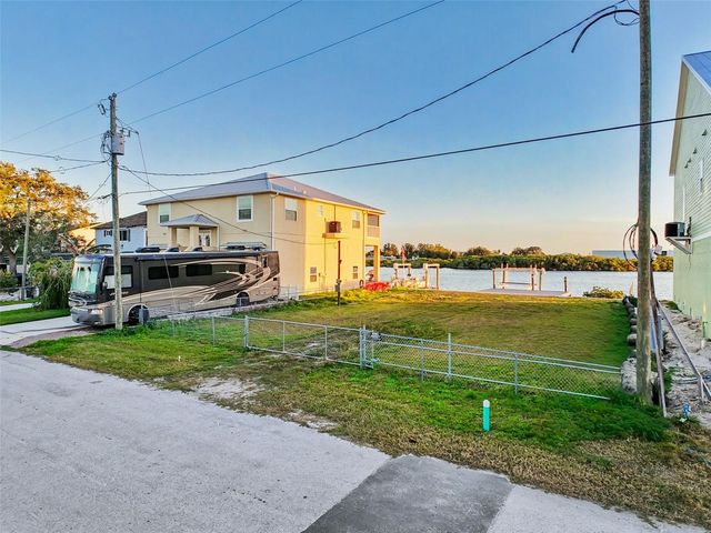6522 SEAVIEW BOULEVARD, Hudson, FL 34667