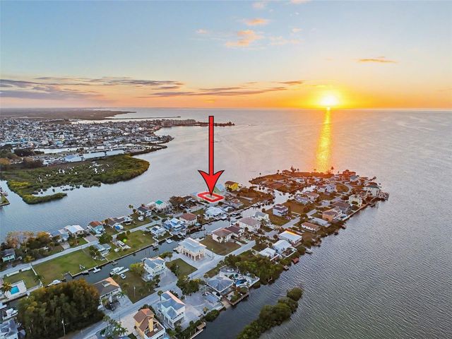 6522 SEAVIEW BOULEVARD, Hudson, FL 34667