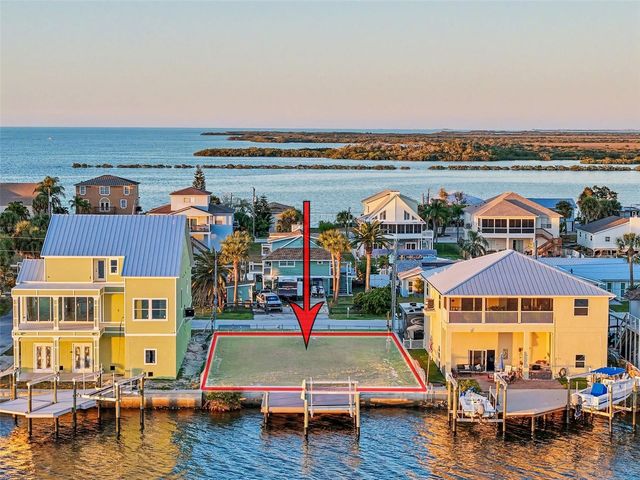 6522 SEAVIEW BOULEVARD, Hudson, FL 34667