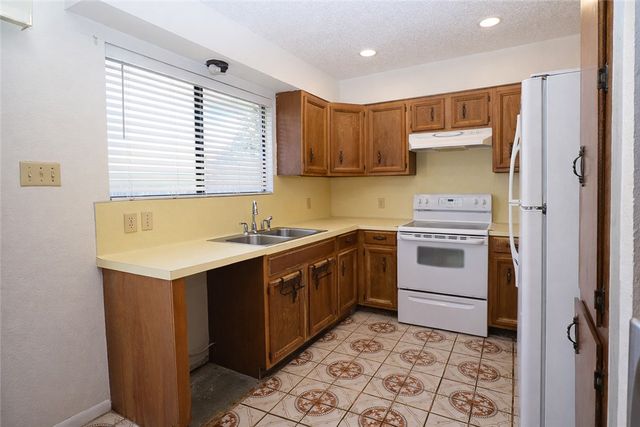 3309 Cartagena Dr, Corpus Christi, TX 78418