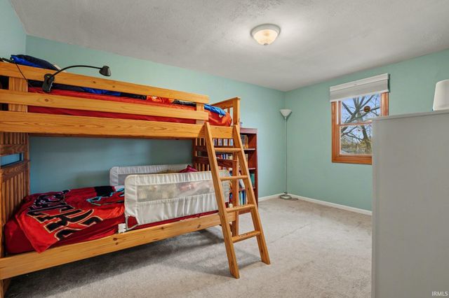 226 Parkovash Avenue, South Bend, IN 46617