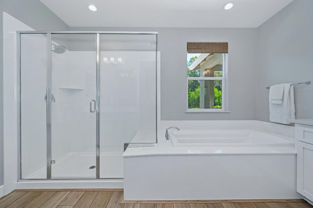 10115 Evening Star Dr, Roseville, CA 95747