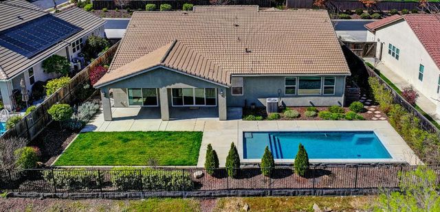 10115 Evening Star Dr, Roseville, CA 95747