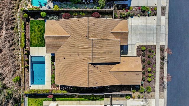 10115 Evening Star Dr, Roseville, CA 95747