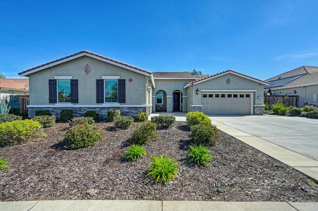 10115 Evening Star Dr, Roseville, CA 95747