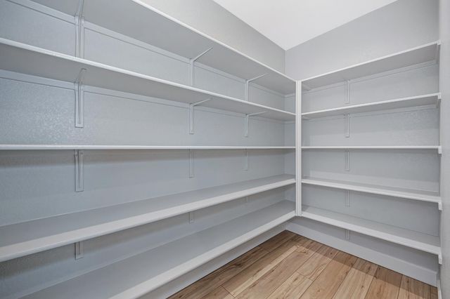 10115 Evening Star Dr, Roseville, CA 95747