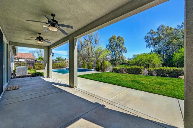 10115 Evening Star Dr, Roseville, CA 95747