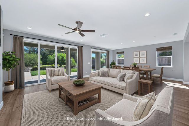 10115 Evening Star Dr, Roseville, CA 95747