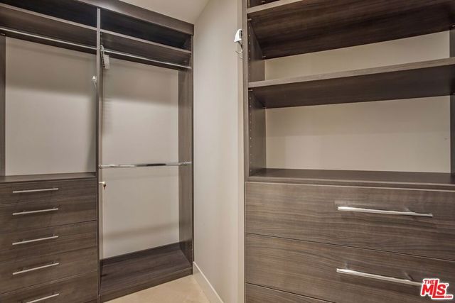 460 N Palm Drive 403, Beverly Hills, CA 90210