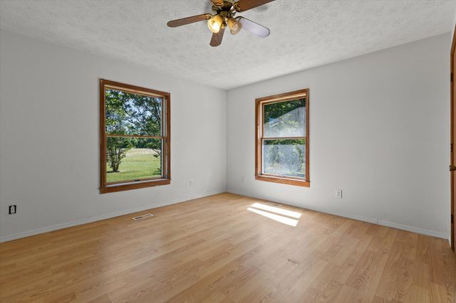 271 Anderson Road, Palmer, TN 37365
