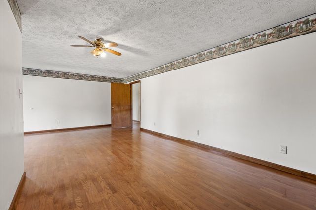 271 Anderson Road, Palmer, TN 37365