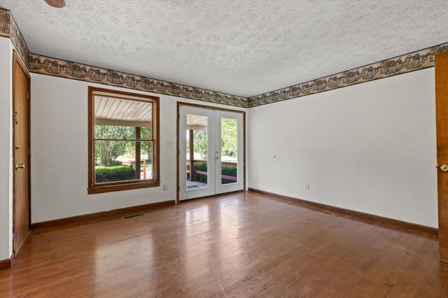 271 Anderson Road, Palmer, TN 37365