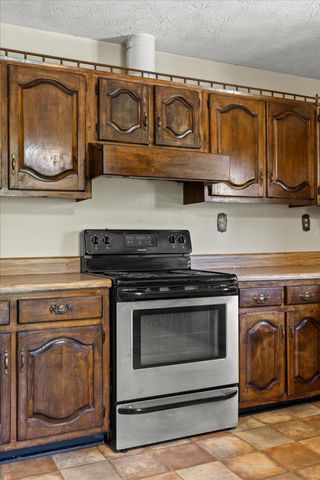 271 Anderson Road, Palmer, TN 37365