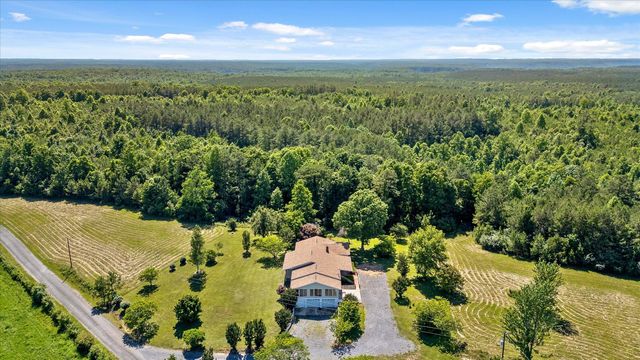 271 Anderson Road, Palmer, TN 37365