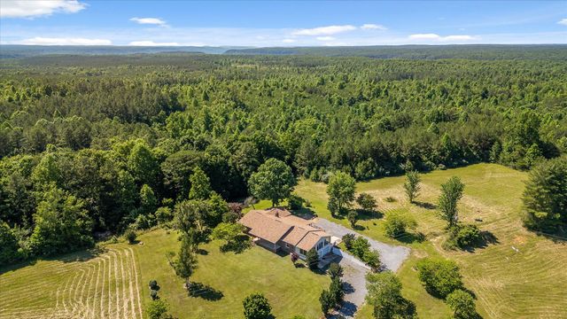 271 Anderson Road, Palmer, TN 37365